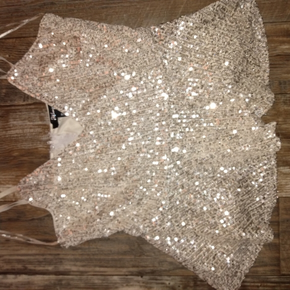 Women's top - Picture 1 of 3